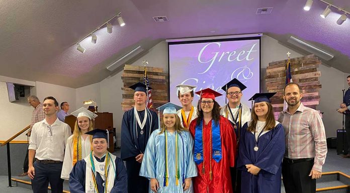 Tuscanooga Baptist Church Celebrates 2020 Graduates