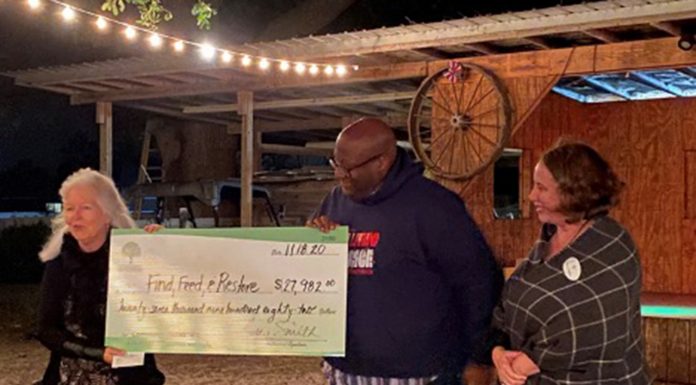 Women’s Giving Alliance Awards $27,000 Grant To Find Feed And Restore