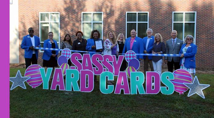 Business Spotlight Shines On Sassy Yard Cards