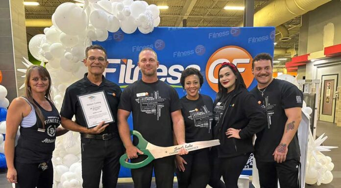 Fitness CF Clermont Marks 20 Years of Service to the Community