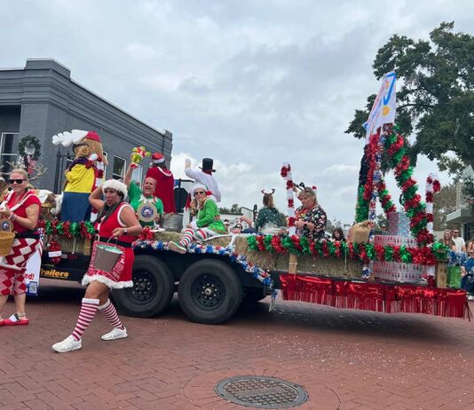Holiday Magic Sparkles Through Downtown Clermont At Annual Christmas Parade