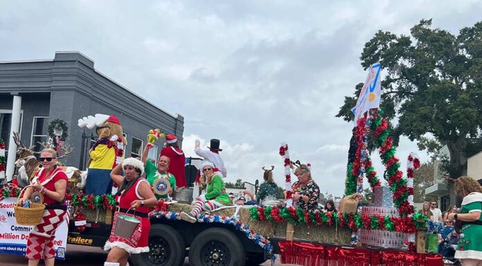 Holiday Magic Sparkles Through Downtown Clermont At Annual Christmas Parade