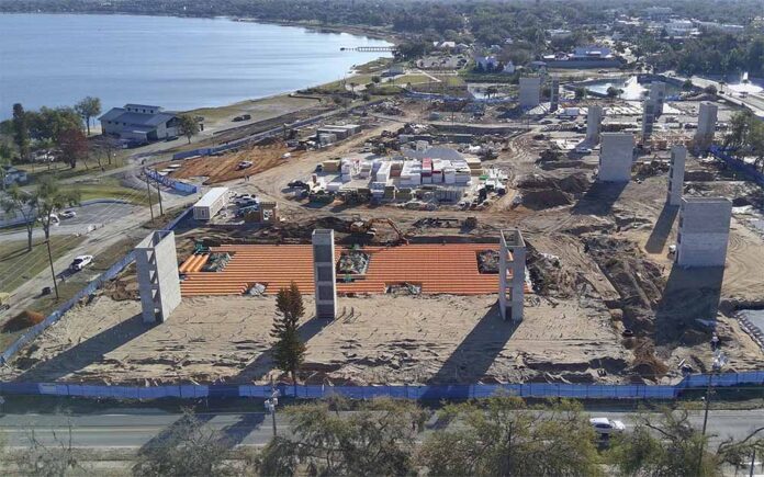 5239090_100DRONE_SING0212