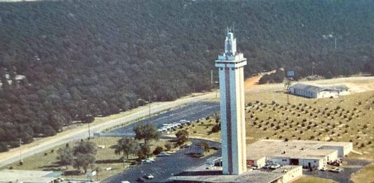 The Clermont Citrus Tower Celebrates Its 70th Anniversary